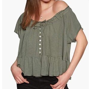 NWT Free People Women's Green Ruffled Short Sleeve Scoop Neck Top Size Small